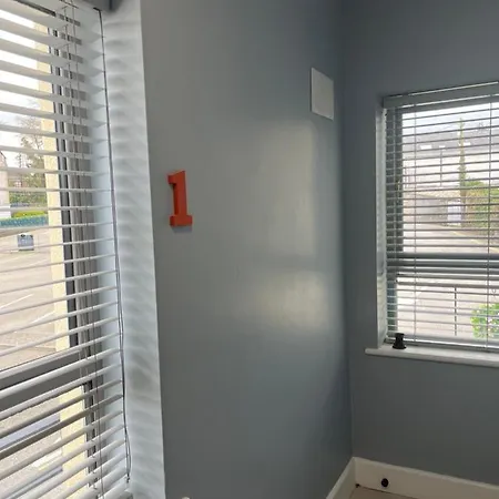 2 Bedroom Town Location Apartman