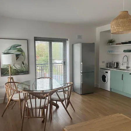2 Bedroom Town Location Apartman Enniscorthy